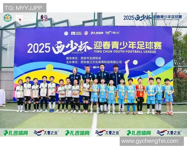 从绿茵到荣耀足球巨星宝石绰号背后的传奇故事揭秘 从绿茵到荣耀足球巨星宝石绰号背后的传奇故事揭秘