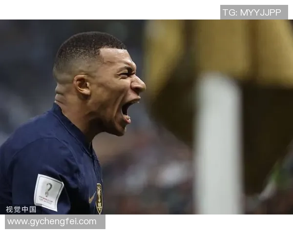 法国足球天才姆巴佩的国籍身份揭秘与职业生涯初期发展分析