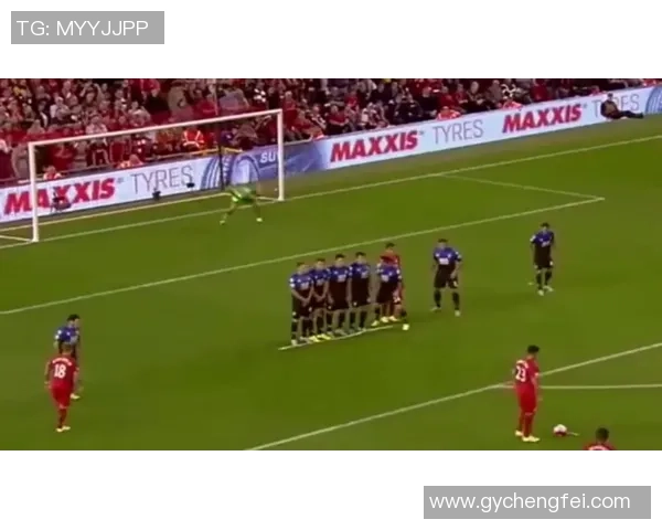 全球足球球星私生活大揭秘 看看他们的豪宅车队和家庭生活